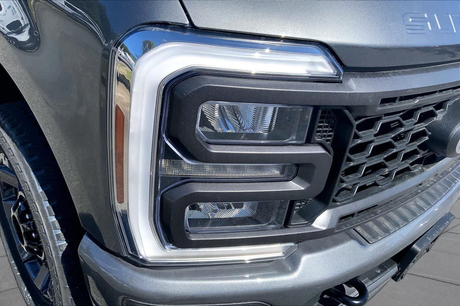 New 2026 Ford F250 XL w/ STX Appearance Package AWD/4WD image 13