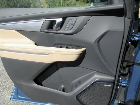 New 2026 Buick Enclave Preferred w/ Power Package image 21