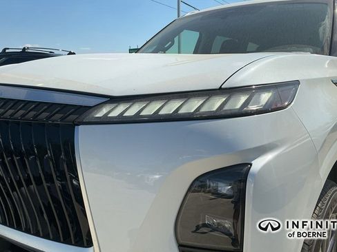 New 2026 INFINITI QX80 Pure w/ Cargo Package RWD image 9