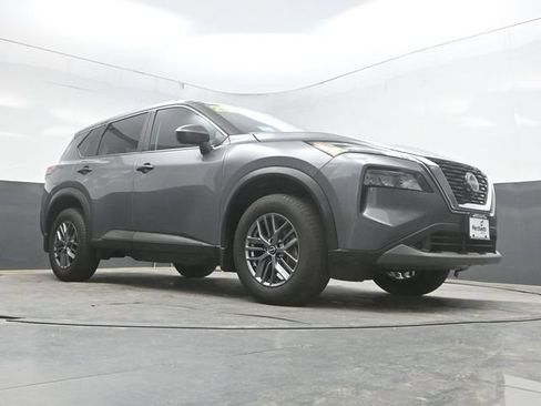 Used 2023 Nissan Rogue S AWD/4WD image 34