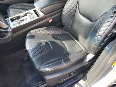 Used 2023 Ford Edge Titanium image 22