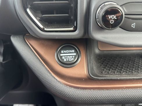 Used 2024 Ford Bronco Sport Outer Banks w/ Tech Package AWD/4WD image 20