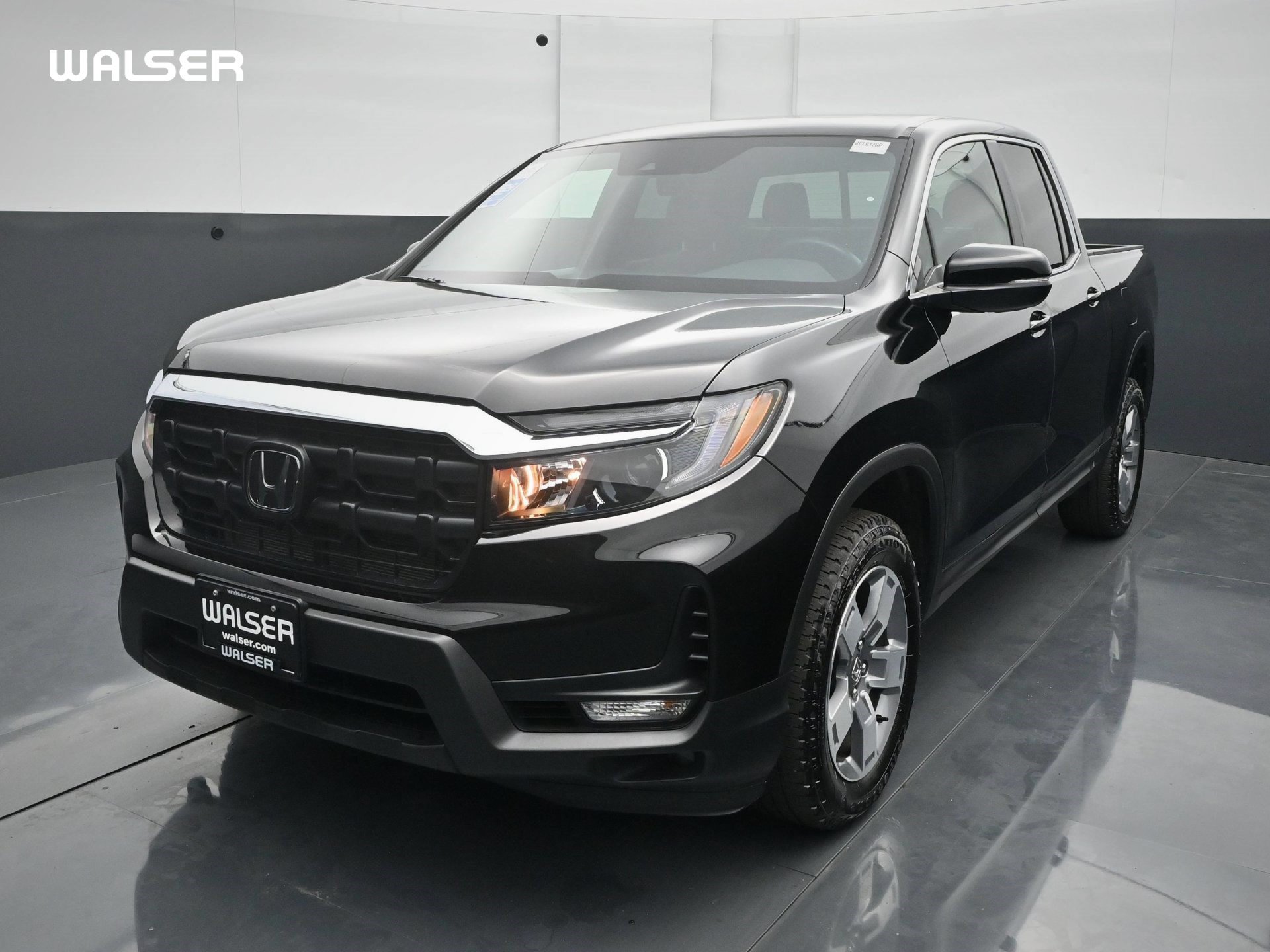 Used 2025 Honda Ridgeline RTL image 1