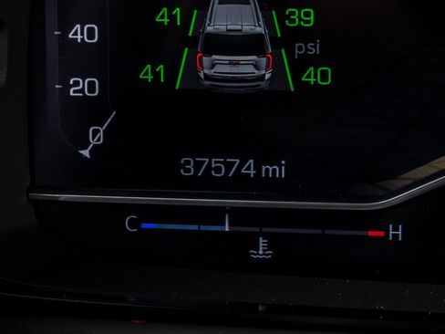 Used 2024 GMC Yukon Denali Ultimate image 21