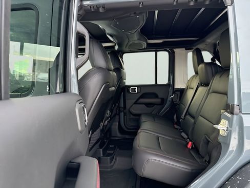 New 2026 Jeep Wrangler Unlimited Rubicon w/ Steel Bumper Group image 20