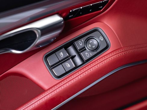 Used 2024 Porsche 718 Cayman S image 46