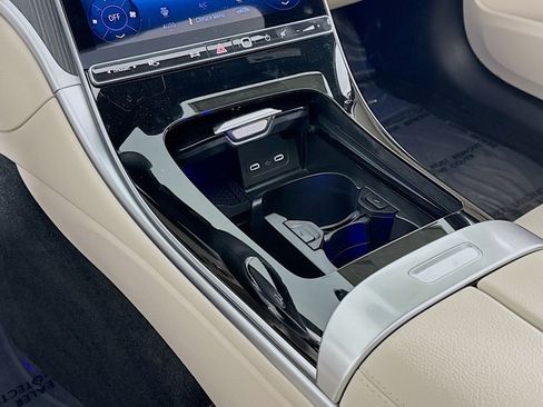 New 2026 Mercedes-Benz C 300 Sedan image 5