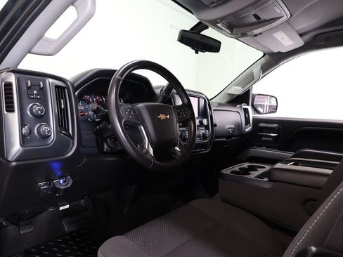 Used 2017 Chevrolet Silverado 1500 LT w/ LT Convenience Package AWD/4WD image 23