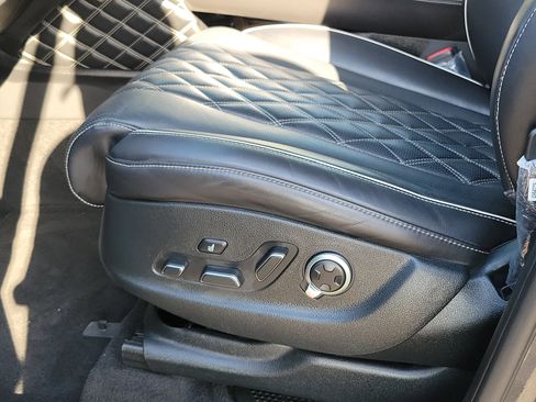 Certified 2023 Genesis GV80 3.5T image 17