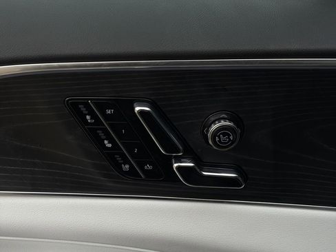 Used 2024 Cadillac Lyriq Luxury w/ LPO, Floor Liner Package AWD/4WD image 14