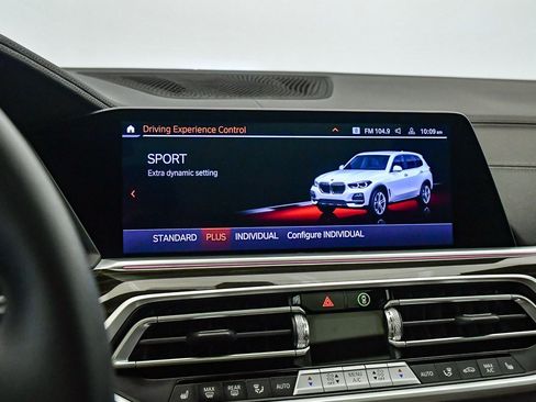 Certified 2023 BMW X5 sDrive40i w/ Premium Package image 27