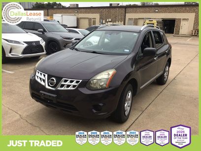 Used 2015 Nissan Rogue S w/ Convenience Package