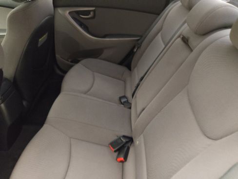 Used 2016 Hyundai Elantra SE w/ Option Group 02 FWD image 18