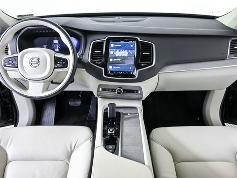 Used 2024 Volvo XC90 B6 Plus w/ Protection Package Premier image 19