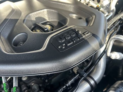 Used 2022 Jeep Grand Cherokee Limited 4xe w/ Luxury Tech Group II image 30