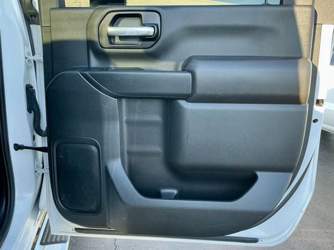 Used 2022 Chevrolet Silverado 2500 Custom w/ Custom Value Package image 25