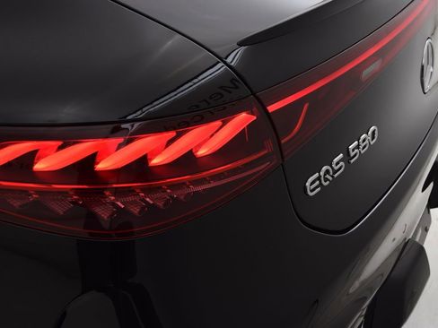 New 2026 Mercedes-Benz EQS 580 4MATIC Sedan image 13