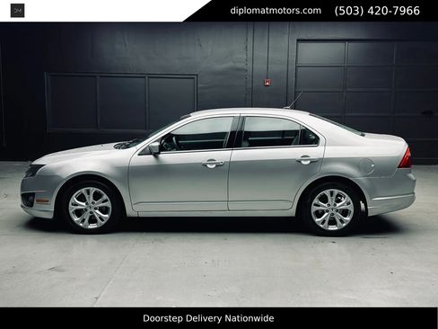 Used 2012 Ford Fusion SE FWD image 4