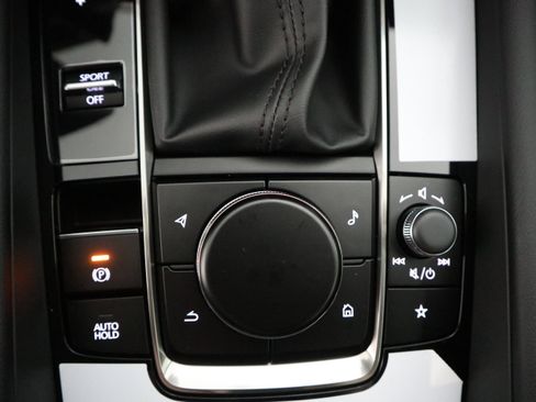 New 2026 MAZDA MAZDA3 Carbon image 29