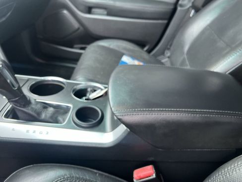 Used 2011 Ford Explorer Limited w/ 301A Rapid Spec Order Code image 19