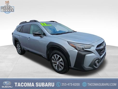 Certified 2025 Subaru Outback Premium image 8
