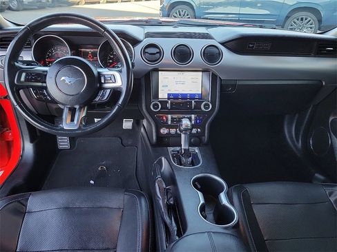 Used 2020 Ford Mustang Premium image 17