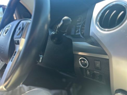 Used 2021 Toyota Tundra Platinum AWD/4WD image 21