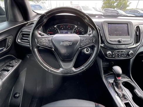 Used 2023 Chevrolet Equinox RS FWD image 8