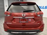 Used 2018 Nissan Rogue SV image 4