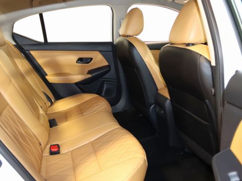 Used 2025 Nissan Sentra SV w/ SV Premium Package image 62