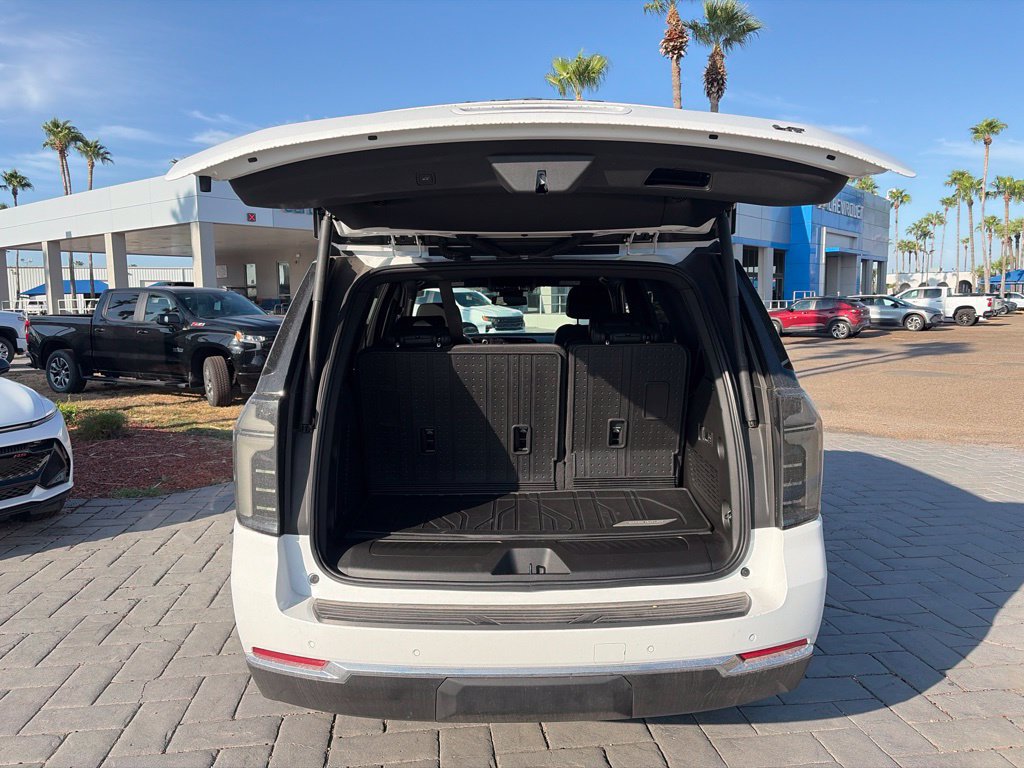 Used 2026 Chevrolet Tahoe LT w/ Comfort Package RWD image 7