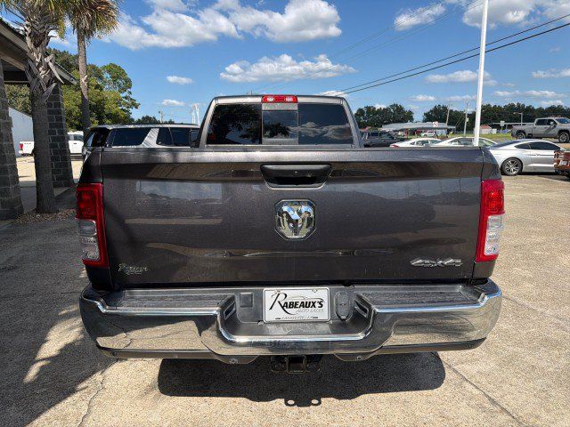 Used 2024 RAM 3500 Tradesman w/ Chrome Appearance Group AWD/4WD image 5