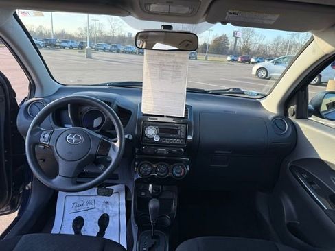 Used 2010 Scion xD image 22
