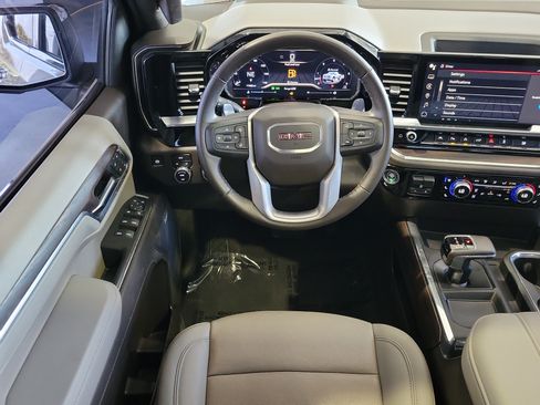 Used 2025 GMC Sierra 1500 SLT w/ SLT Premium Plus Package AWD/4WD image 14