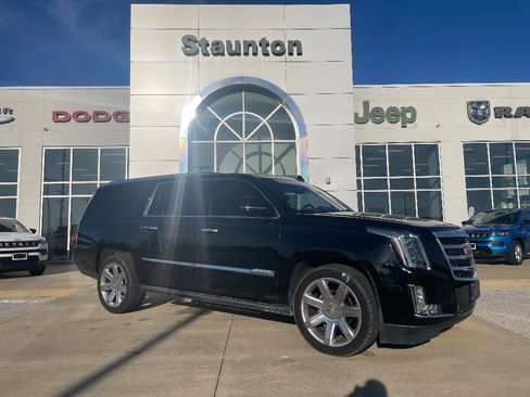 Used 2016 Cadillac Escalade ESV Premium image 1