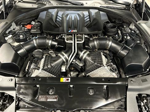 Used 2013 BMW M6 2dr Cpe w/ Executive Pkg image 24