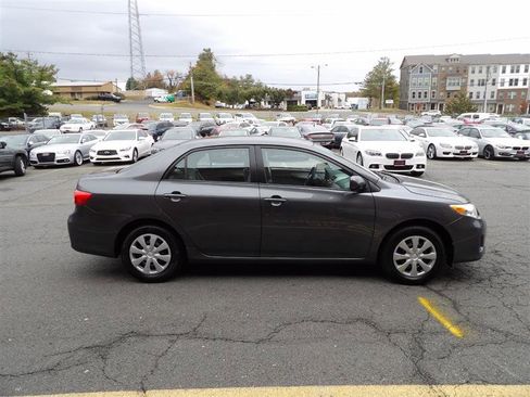 Used 2011 Toyota Corolla LE image 8