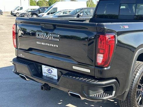 Used 2019 GMC Sierra 1500 Elevation w/ Elevation Value Package AWD/4WD image 12