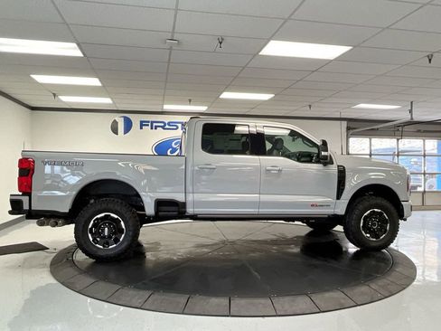 New 2025 Ford F250 Lariat w/ Lariat Ultimate Package image 9