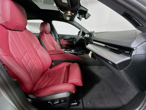 New 2026 BMW 530i xDrive w/ M Sport Package image 30