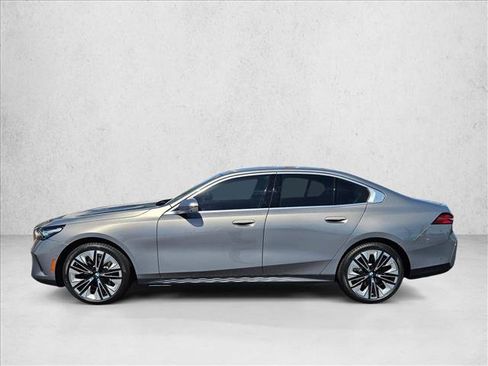 New 2026 BMW 530i w/ Premium Package RWD image 5