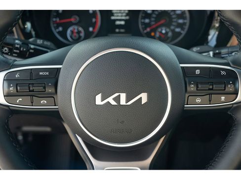 Used 2024 Kia K5 GT-Line w/ GT-Line Premium Package FWD image 17