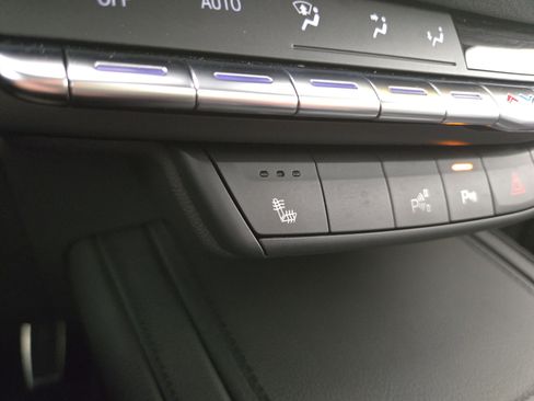 Used 2022 Cadillac XT4 Sport image 27