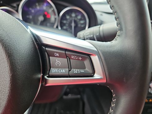 Used 2023 MAZDA MX-5 Miata Grand Touring RWD image 17