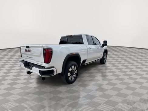 Used 2024 GMC Sierra 2500 Denali w/ Denali Reserve Package AWD/4WD image 9