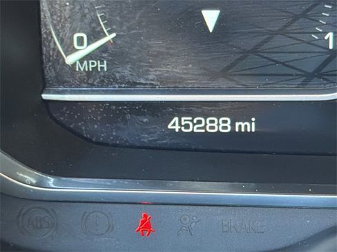 Used 2023 GMC Yukon XL SLT image 28