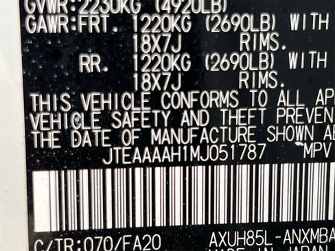 Used 2021 Toyota Venza LE image 36