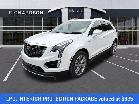 Used 2024 Cadillac XT5 Premium Luxury w/ Technology Package AWD/4WD image 9
