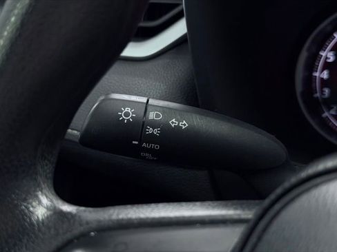 Used 2024 Toyota RAV4 XLE AWD/4WD image 27