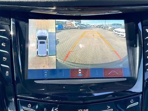 Used 2018 Cadillac Escalade Luxury image 15